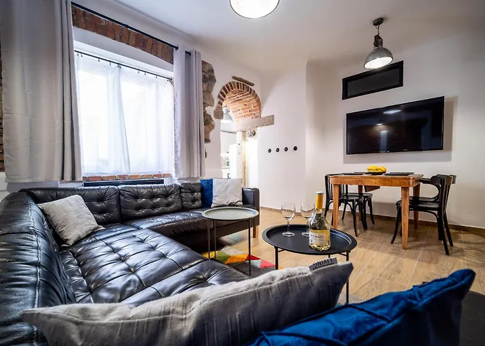 Apartmanovy Dum Jenik
