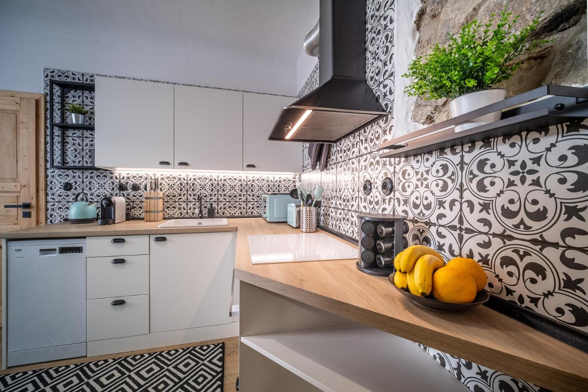 Apartmanovy Dum Jenik