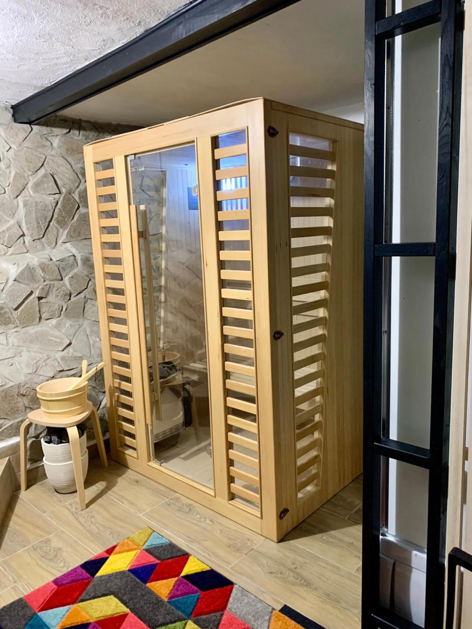 Apartmanovy Dum Jenik *